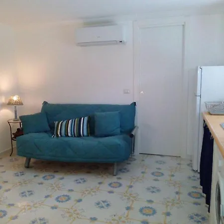 Apartment Centane Garden Procida